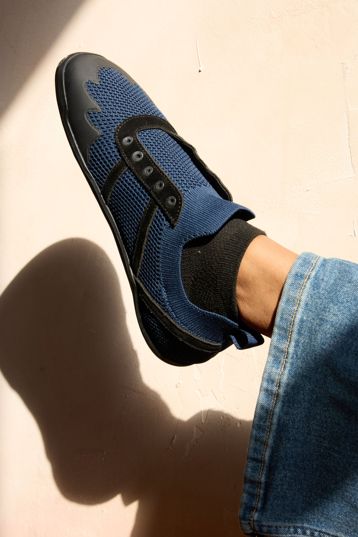 SDS-2 minimalist shoes